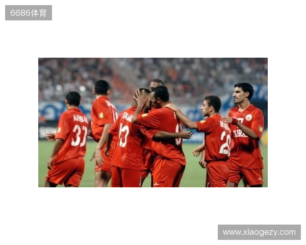 亚预赛出线关键战！中国香港vs新加坡首发：安永佳、陈晋一领衔